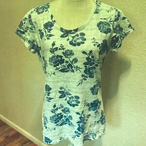 Style & Co. White and Blue Floral Short Sleeve Tee